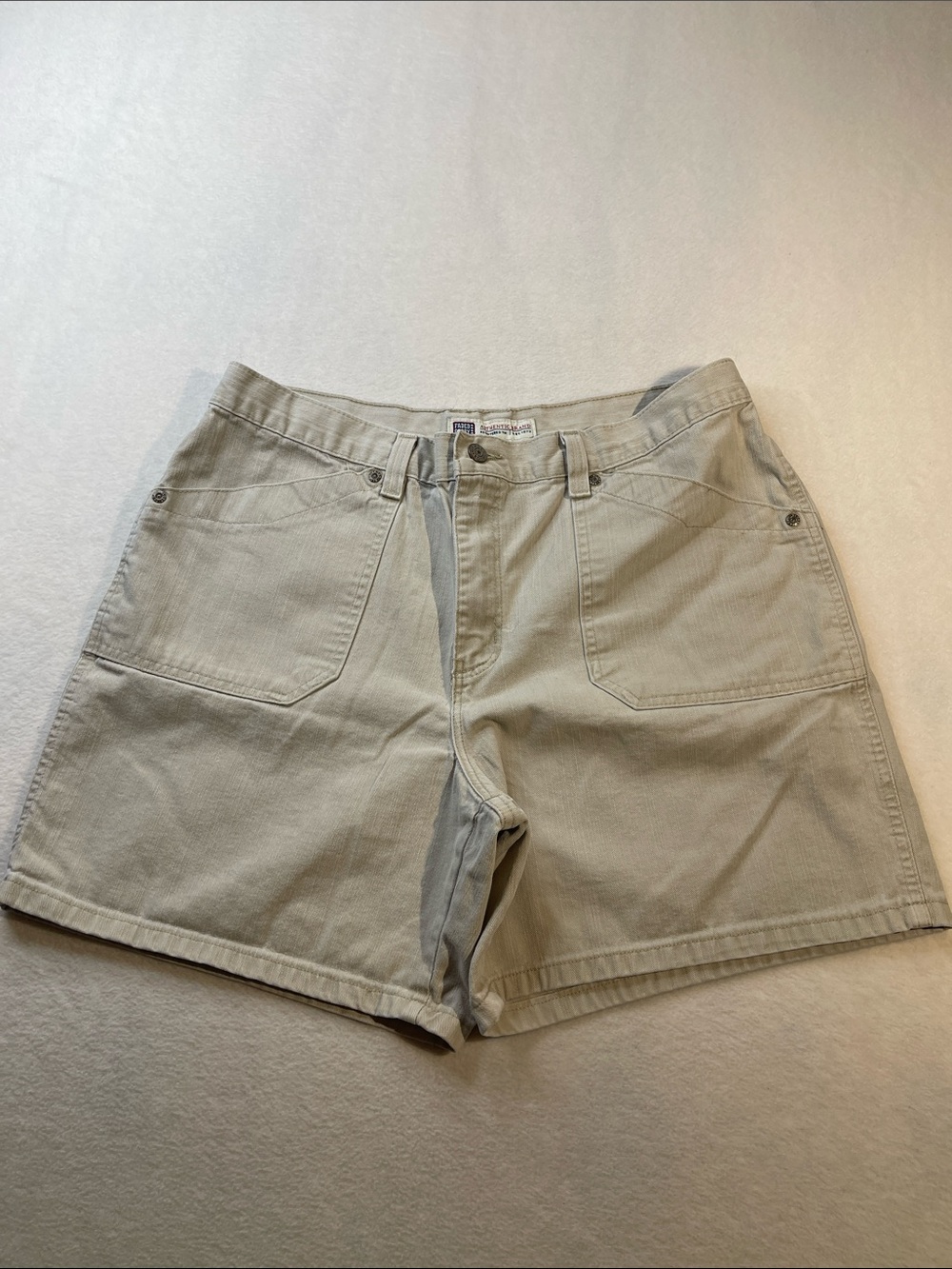 Faded Glory Neutral Beige Cotton Shorts with Red Accent Label SIZE 16 WOMENS